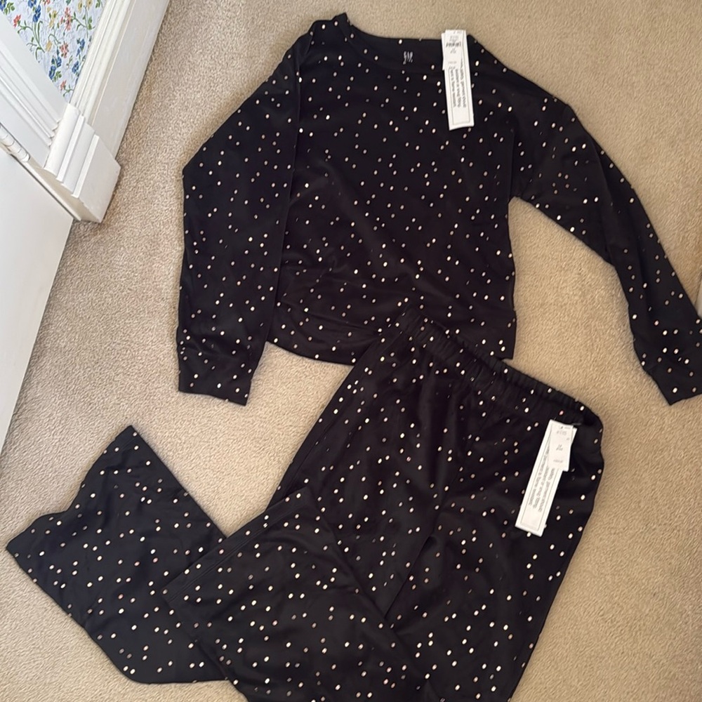 Gap black and gold foil dots two piece lounge set
